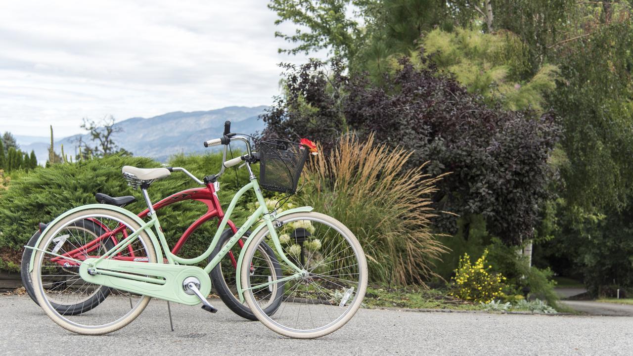 E'Laysa Guesthouse And Vineyard Retreat Penticton Exterior photo